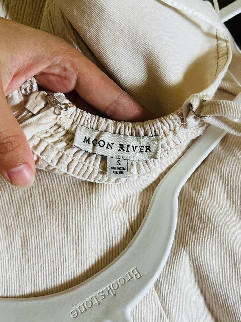 Moon River Cream Spaghetti-Strap Midi Dress - Picture 6 of 6